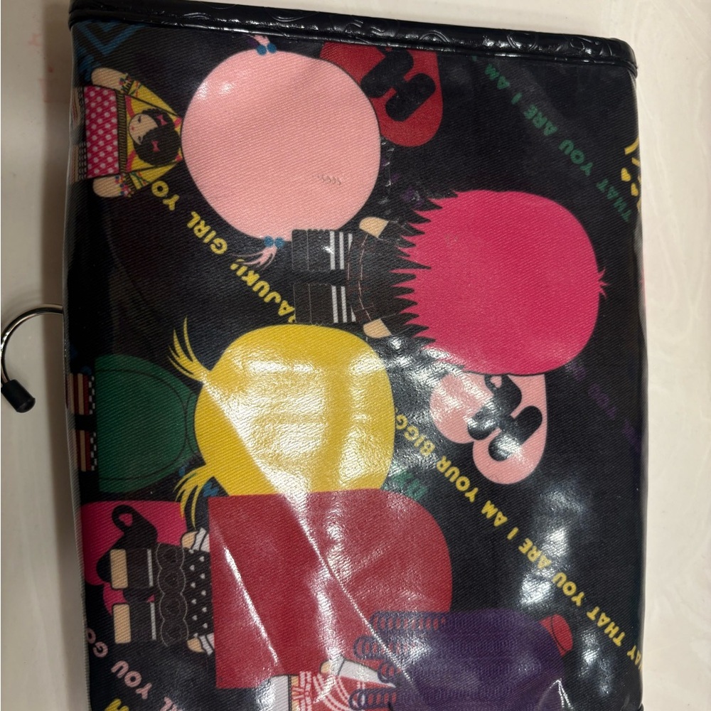 Gwen Stefanie Harajuku Lovers Hanging Make-Up Bag - Picture 2 of 5